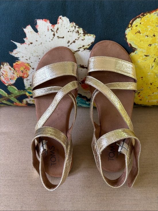 Toms Shoes - TOMS Metallic Gold Cross-Strap Sandals for Women